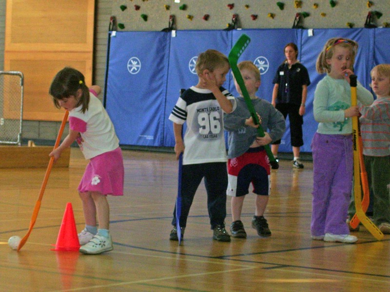 Floor Hockey 29.jpg